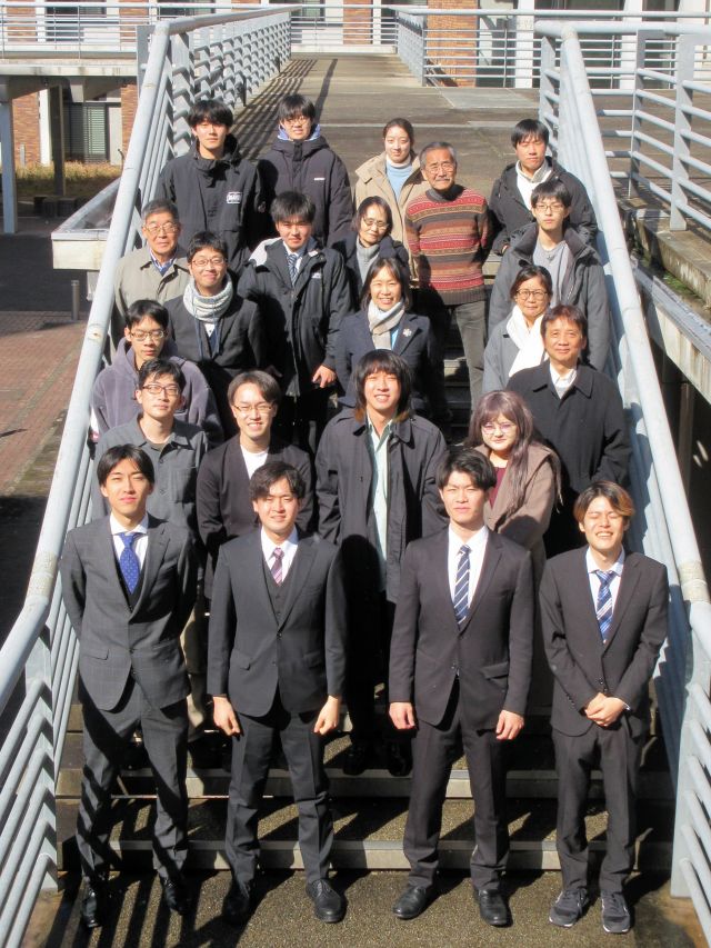 令和6年度卒論発表会後の写真